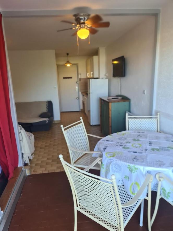 Très beau studio cabine Agde Esterno foto